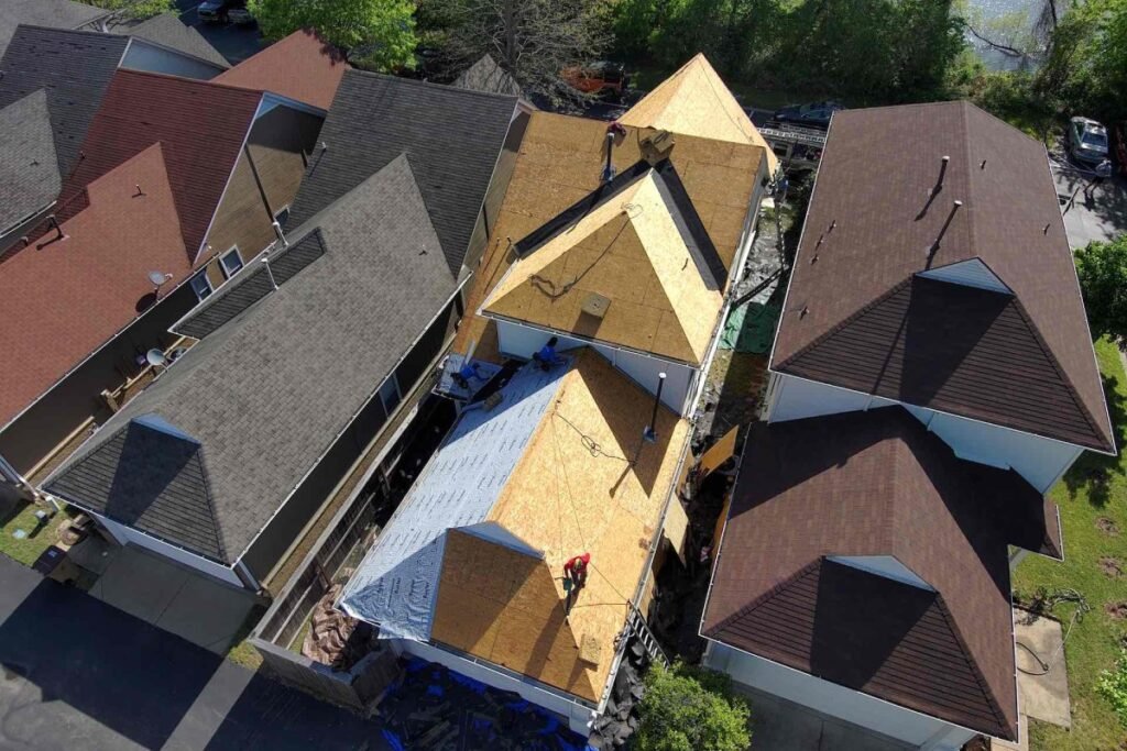 Shingle Roofing in Hudson Oaks TX